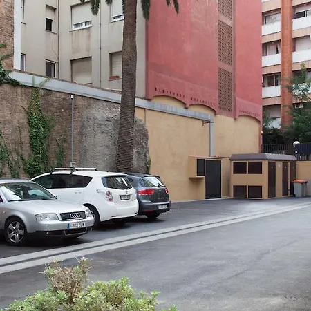 Residencia Erasmus Gracia Apartment