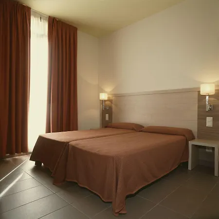 Residencia Erasmus Gracia Apartment Barcelona