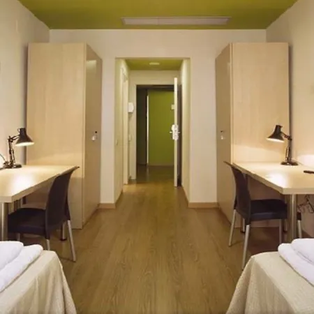 Residencia Erasmus Gracia Lägenhet *