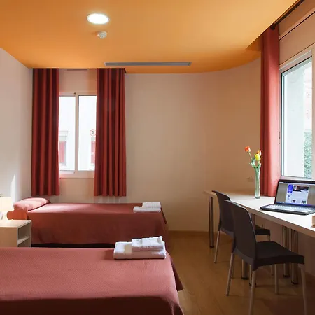 Residencia Erasmus Gracia Apartment *