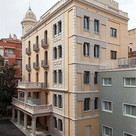 Residencia Erasmus Gracia * برشلونة